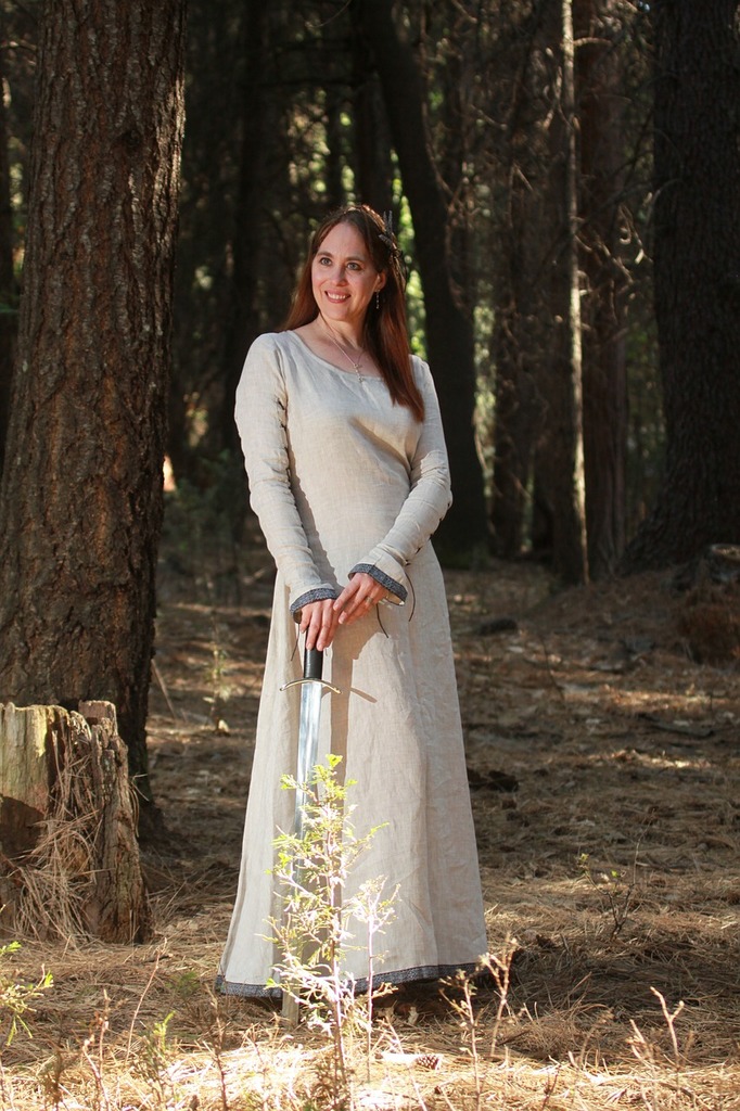 Kõik aluskleitidest: miks ja kuidas kanda ning kuidas valida kõik aluskleitidest viking queen medieval beauty fashion 558b3c
